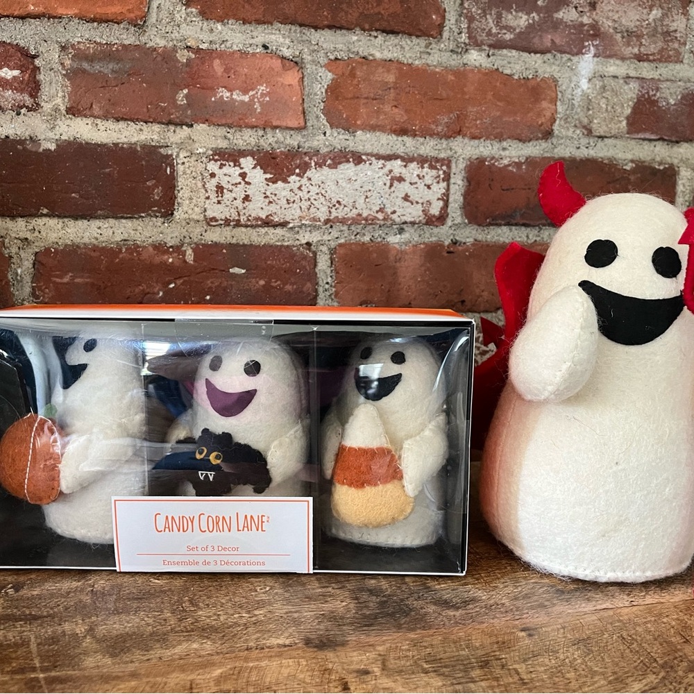 Candy corn Lane set of three ghost one big devil fun for Halloween NWT